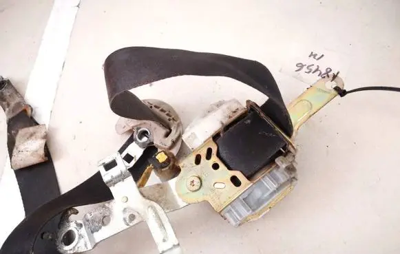 Subaru Legacy Front seatbelt 7k8330p 7k8330-p