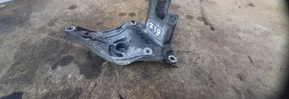 Peugeot 308 Other engine bay part 9808696880