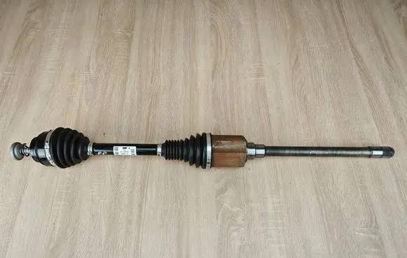 BMW 8 G16 Front driveshaft 9895662