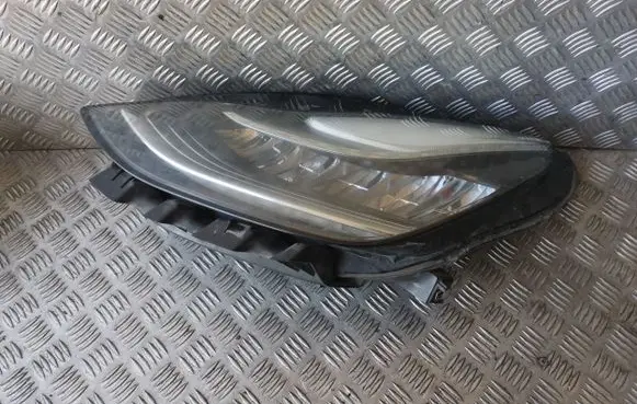 Tesla Model 3 Headlight/headlamp 107737100 1077371 107737100G