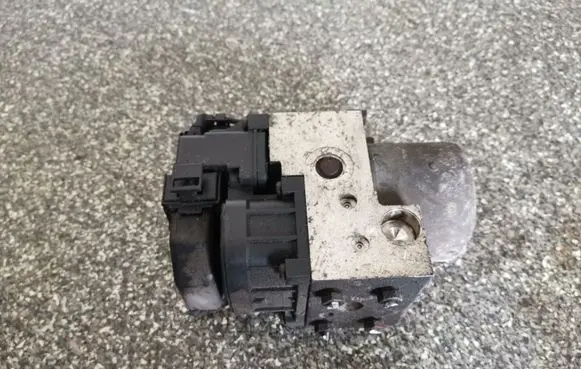 Volvo S40, V40 ABS Pump 867152 0273004224