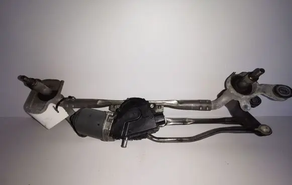 Mazda 5 Front wiper linkage and motor 1593000600