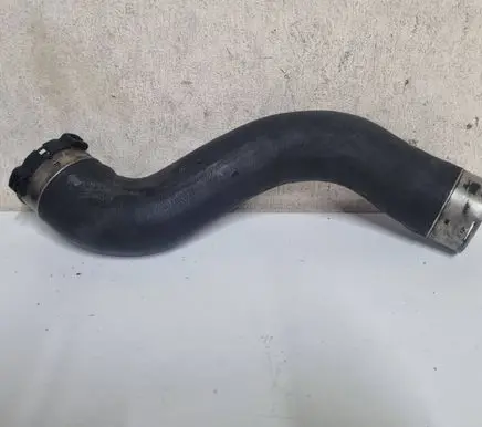 Mercedes-Benz E W212 Intercooler hose/pipe A2125280000 3127DB33 L22578