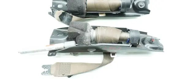 Volvo S80 Front seatbelt 39860306