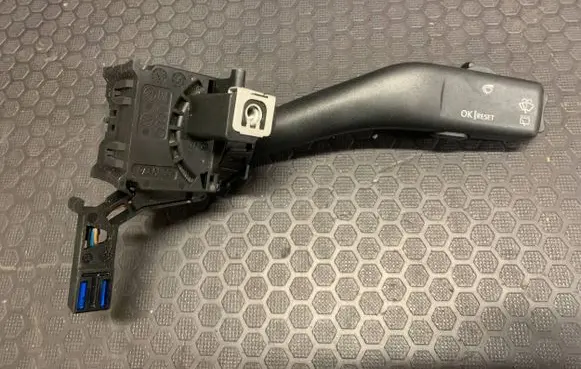 Volkswagen Touran I Wiper control stalk 1K0953519A 01203506 20350651685918