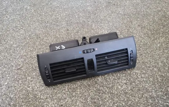 BMW X3 E83 Dash center air vent grill 3400074