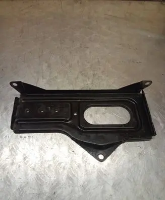 Volkswagen PASSAT B5 Battery tray