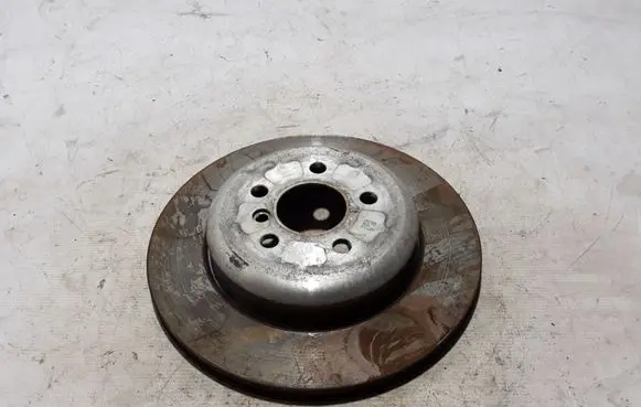 BMW 5 G30 G31 Rear brake disc 6882245