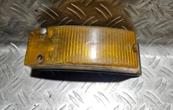 Front indicator light