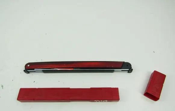 Volkswagen PASSAT B6 Emergency warning sign 7L0860251