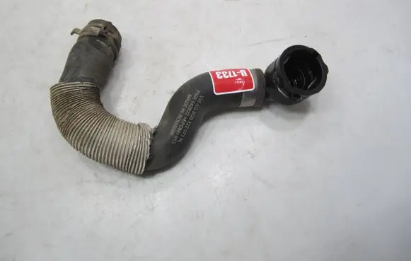 Volkswagen PASSAT B8 Engine coolant pipe/hose 5Q0122073AL 142822 R142A