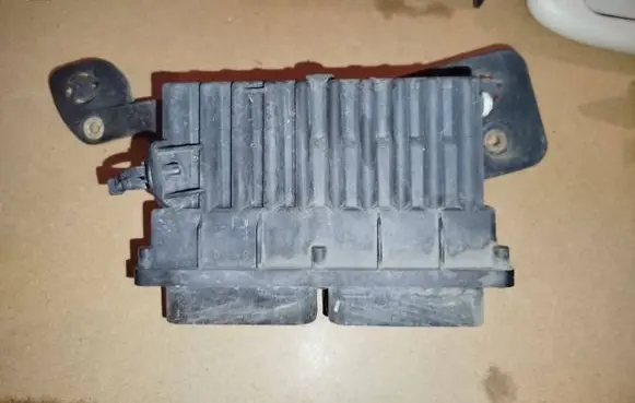Opel Astra G Coolant fan relay 09131730 ID252620
