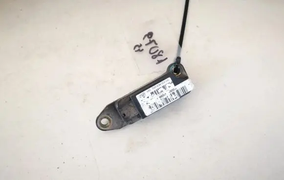 Mercedes-Benz C W203 Airbag deployment crash/impact sensor 0018204426