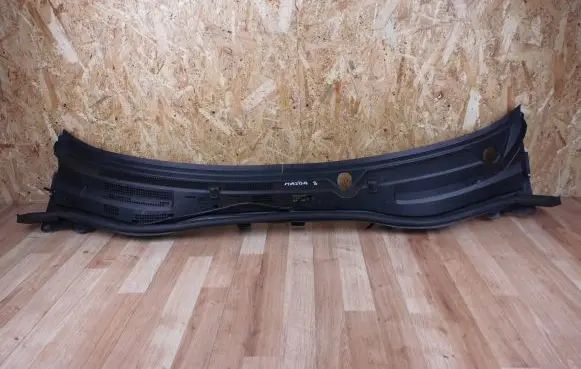 Mazda 3 III Wiper trim BHN9507P1 BHN9507N1 BHN9507PI