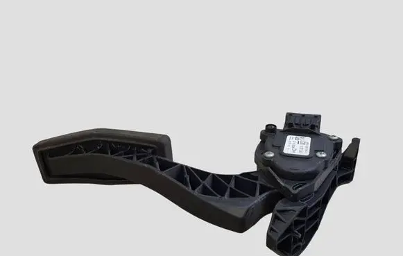 Opel Insignia A Accelerator throttle pedal 13237356 6PV00976501 07102008