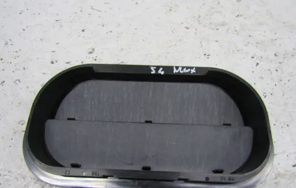 Volkswagen Polo V 6R Quarter panel pressure vent 6R0819465C