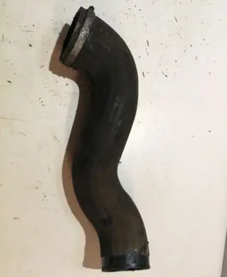 Volvo V70 Intercooler hose/pipe