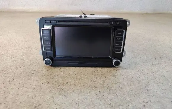 Volkswagen PASSAT CC Radio/CD/DVD/GPS head unit 1T0035680BAOP0945 1T0035680B