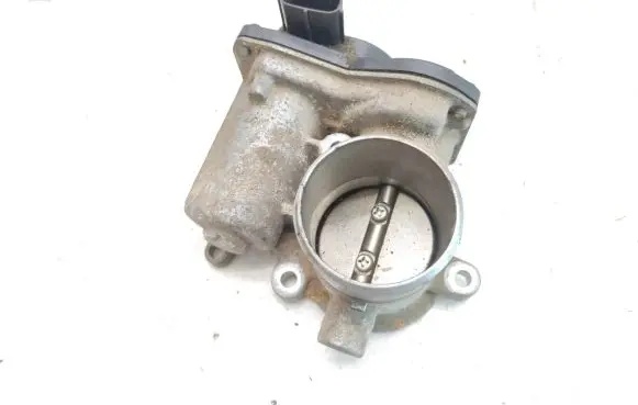Suzuki Swift III Throttle valve 160011B09 200011B15
