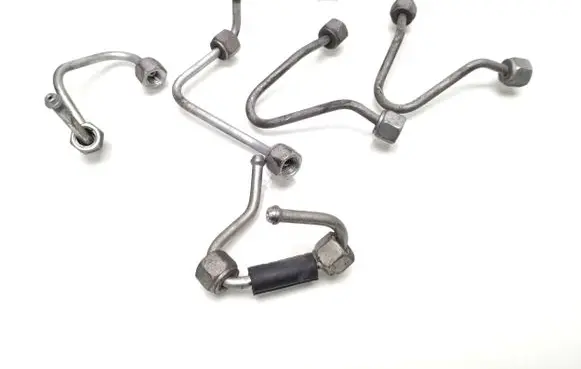 Nissan Qashqai Fuel injector supply line/pipe 