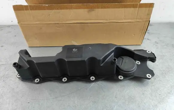 Volvo XC60 Rocker cam cover 31319642 30757662