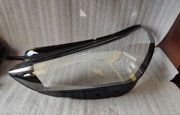 BMW X1 U11 Headlight lense 24812401010