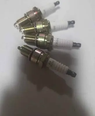Toyota Land Cruiser (FJ60) Spark plug BPR5EY 9091901065