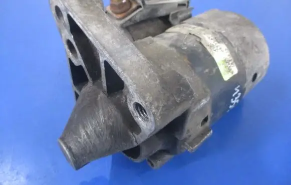 Renault Laguna I Starter motor