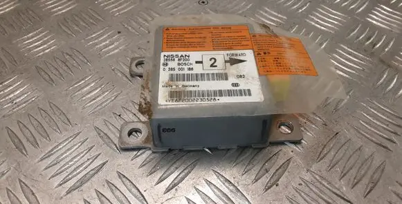 Nissan Terrano Airbag control unit/module 285568F200 0285001186