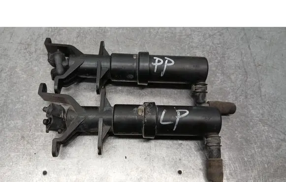 Ford Galaxy Windshield washer spray nozzle 7M3955978