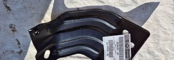Fiat Tipo Fender mounting bracket 0051984789 68326536AA