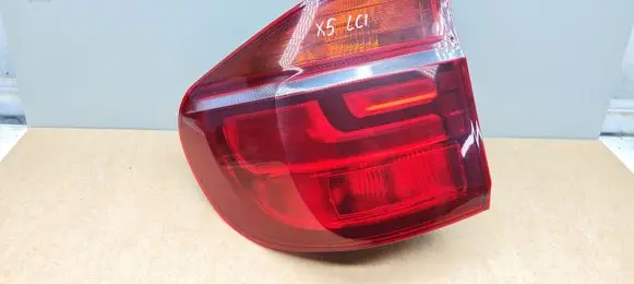 BMW X5 E70 Rear/tail lights 7227789