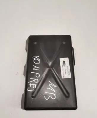 Mercedes-Benz C AMG W205 Fuse box cover A1668000218