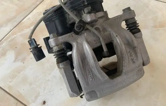 Audi Q5 SQ5 Rear brake caliper 80A615406A 80A615406 80A615406ARACR002