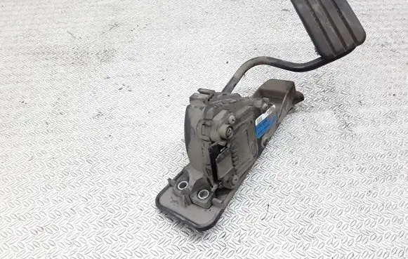 Renault Espace - Grand espace IV Accelerator throttle pedal 8200007513