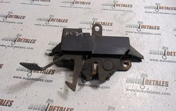 Toyota Avensis T220 Engine bonnet/hood lock/catch