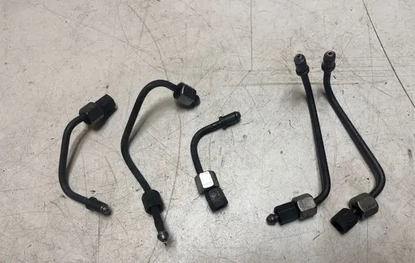 Opel Vectra C Fuel injector supply line/pipe 55188918