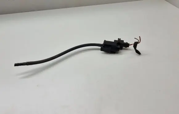 BMW X5 E53 Turbo solenoid valve 72234100