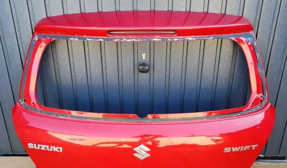 Suzuki Swift I Tailgate/trunk/boot lid