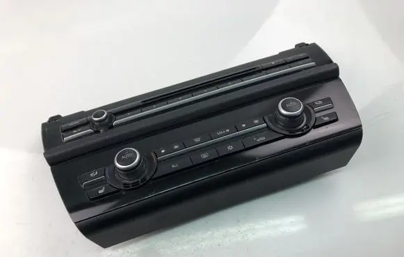 BMW 5 F10 F11 Climate control unit 924969701