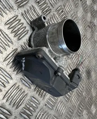 Audi Q5 SQ5 Throttle valve 03L128063B 09011004 A2C53338