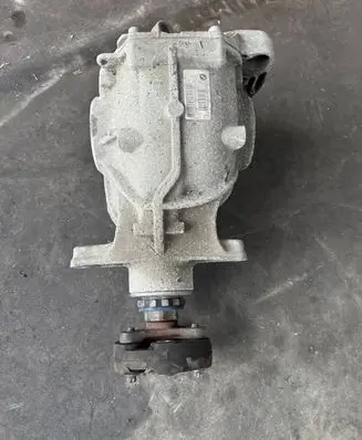 BMW 6 F12 F13 Rear differential 7630828