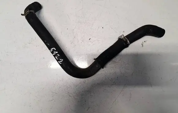 Toyota Avensis T270 Engine coolant pipe/hose 