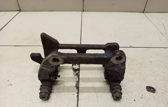 Audi Q5 SQ5 Brake caliper pad carrier rear 