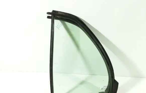 Rear vent window glass