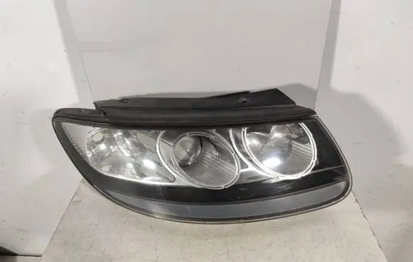 Hyundai Santa Fe Headlight/headlamp 921022BXXX