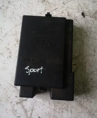 KIA Sportage Fuse box cover 919511F470