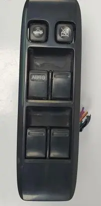 Nissan Primera Quarter vent window switch 25401-AV640