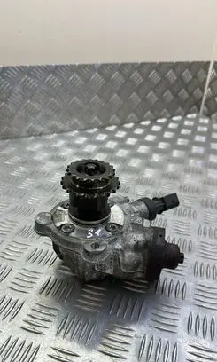 BMW X1 E84 Fuel injection high pressure pump 851086504 0445010524
