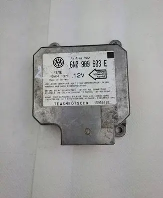 Volkswagen PASSAT B4 Airbag control unit/module 6N0909601 5WK4130 43940113